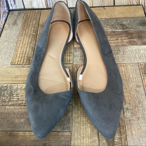 Shoes - Gray suede open flats size 11Wide